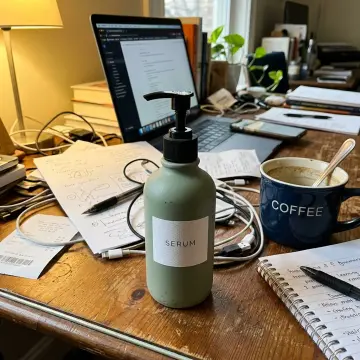 Pure White Marketplace Packshot: original photo